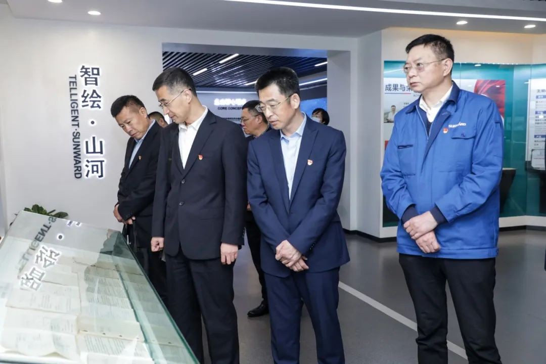 以党建促营业，，，，以营业强党建——青岛西海岸公用事业集团考察yp街机智能