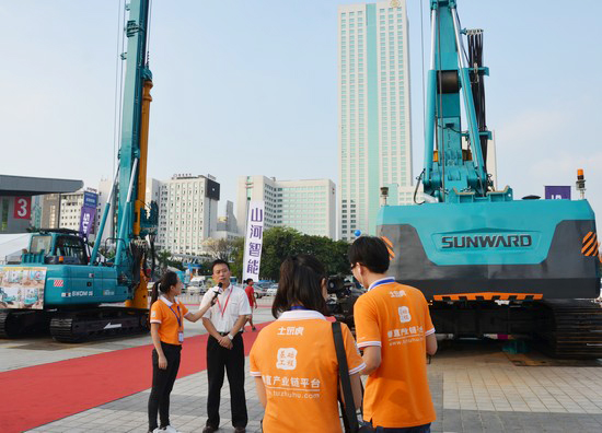 到“海博会”邂逅yp街机智能“两挖”精品