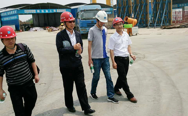 票鹄肫胜yp街机智能双动力头强力多功效钻机屡创佳绩