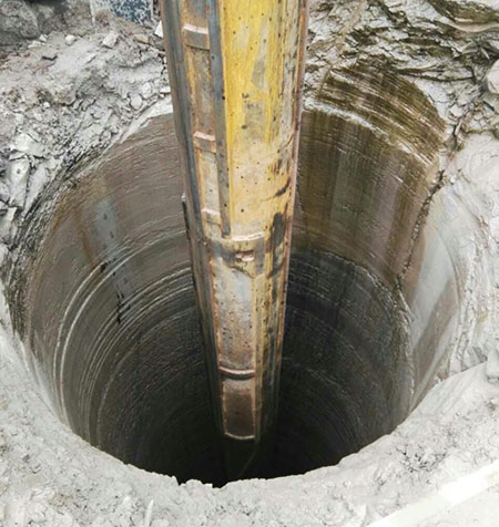 同台献艺，，，，，yp街机智能SWDM36旋挖钻机独吞鳌头