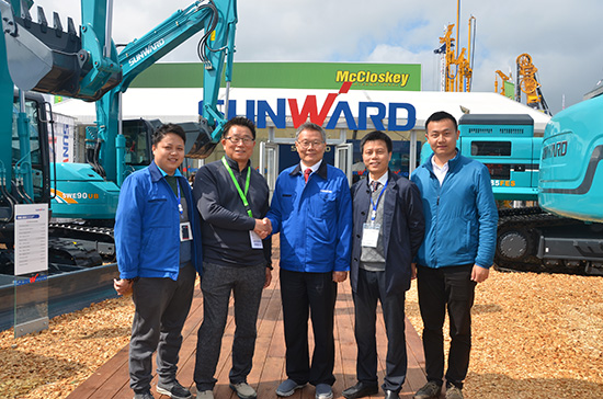 yp街机智能高端市场展风范