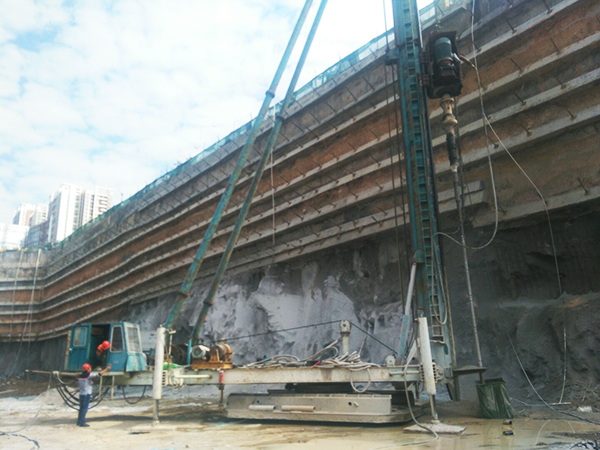 绿色施工‖一份来自深圳的yp街机智能凿岩利器满分答卷