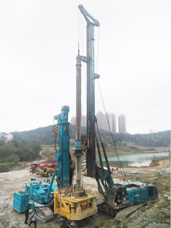 喜讯！yp街机智能SWRC170自行式全回转全套管钻机获湖南省首台(套)重大手艺装备产品奖励！