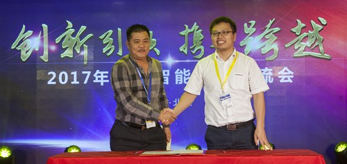 yp街机智能酷帅曾大虾，，，，，，，一大波美图带你亲临北京BICES展