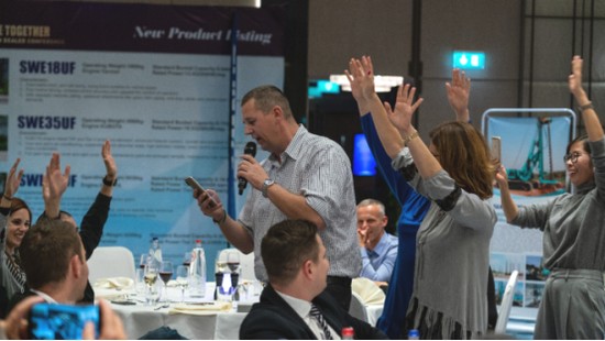 携手同谋未来，，，， yp街机智能2018欧洲署理商大会盛大召开