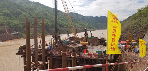 加入一带一起重大项目 yp街机智能旋挖钻扬名阿墨江特大桥