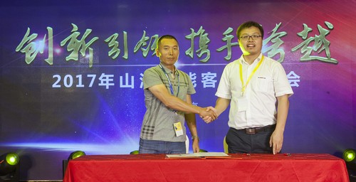 yp街机智能酷帅曾大虾，，，，，，，一大波美图带你亲临北京BICES展