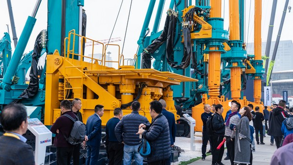 首日签单2.6亿元，，，yp街机智能立异产品引爆上海宝马展