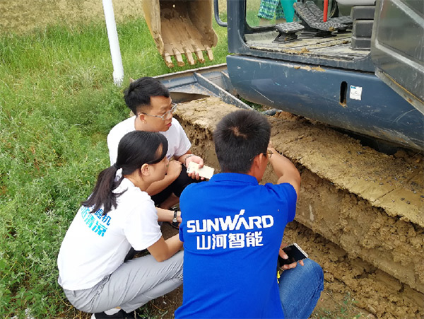 到了市场一线才知道，，，，yp街机挖机客户都是铁杆粉丝