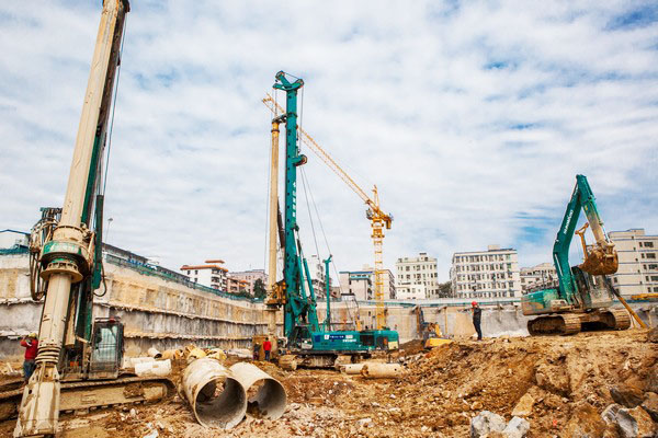 为何 SUNWARD 把持此地？？？？？来看看施工方怎么回覆