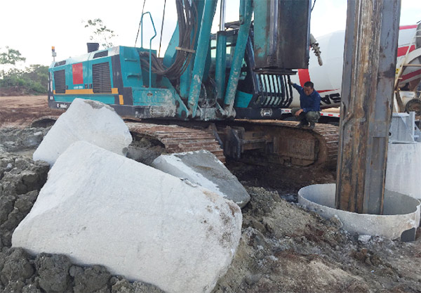 yp街机智能入岩神器在东非肯尼亚获赞，，，人好装备好