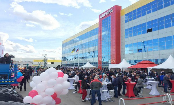 十年携手，，，，，，，，yp街机智能莫斯科宝马CTT展产品推介会圆满举行