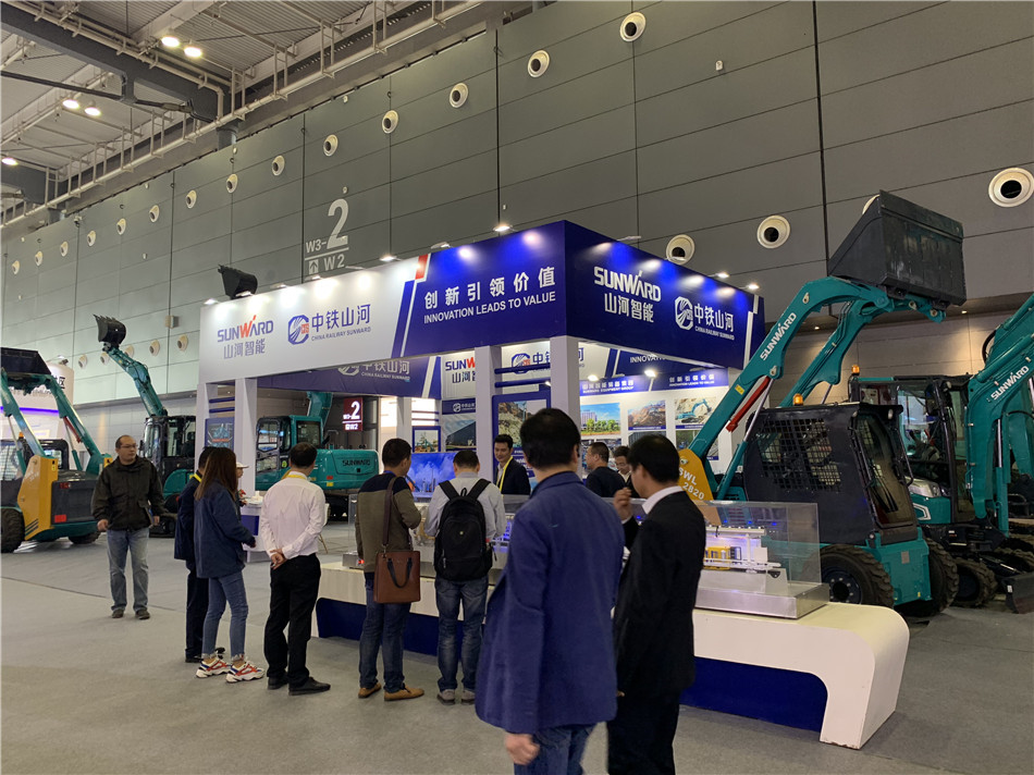 yp街机智能亮相轨道展览会 展全球领先工程装备效果