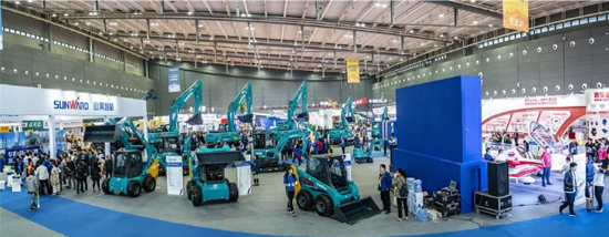 千人客户交流会，，，，，，10.5亿订单！yp街机智能二十年生长新奔腾