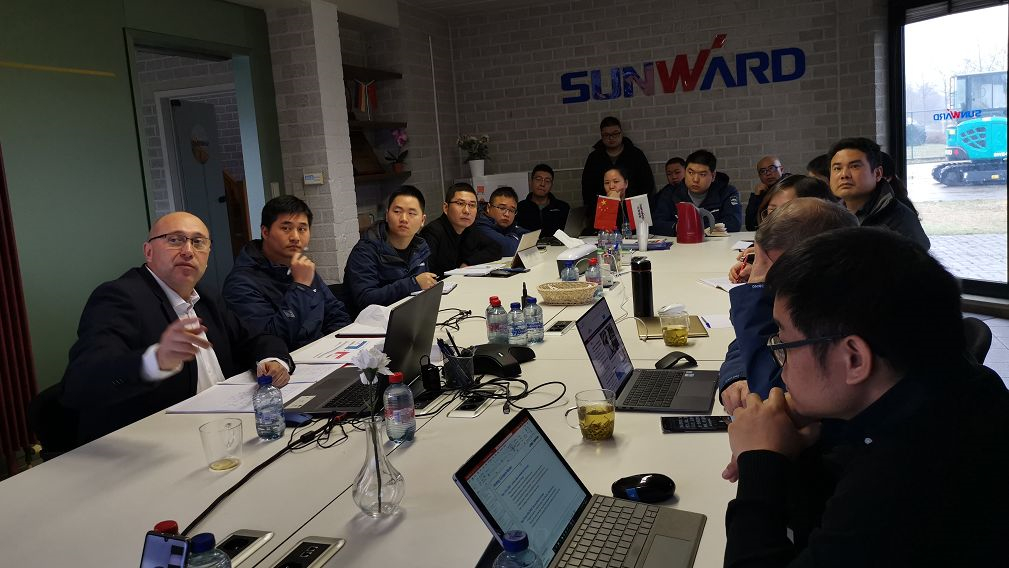 欧洲业绩增添40%，，，董事长赴欧慰问员工