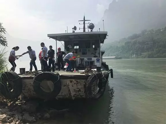 打造长江黄金水道！yp街机智能航道钻机轻松搞定水下礁石