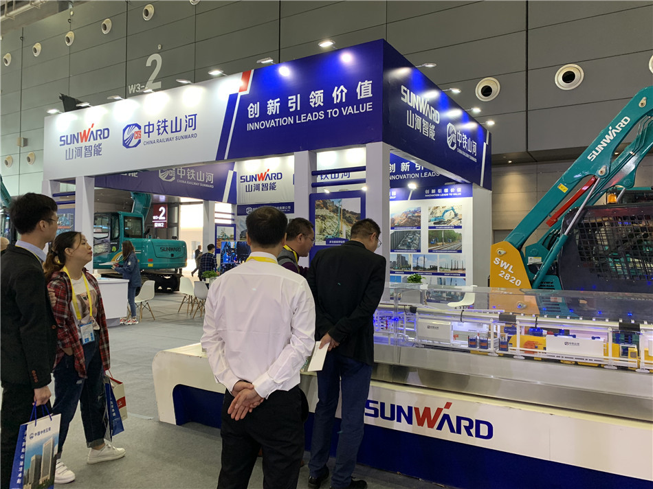 yp街机智能亮相轨道展览会 展全球领先工程装备效果