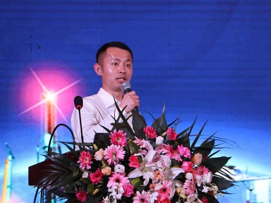 yp街机智能天下客户交流会济南站取得丰富效果