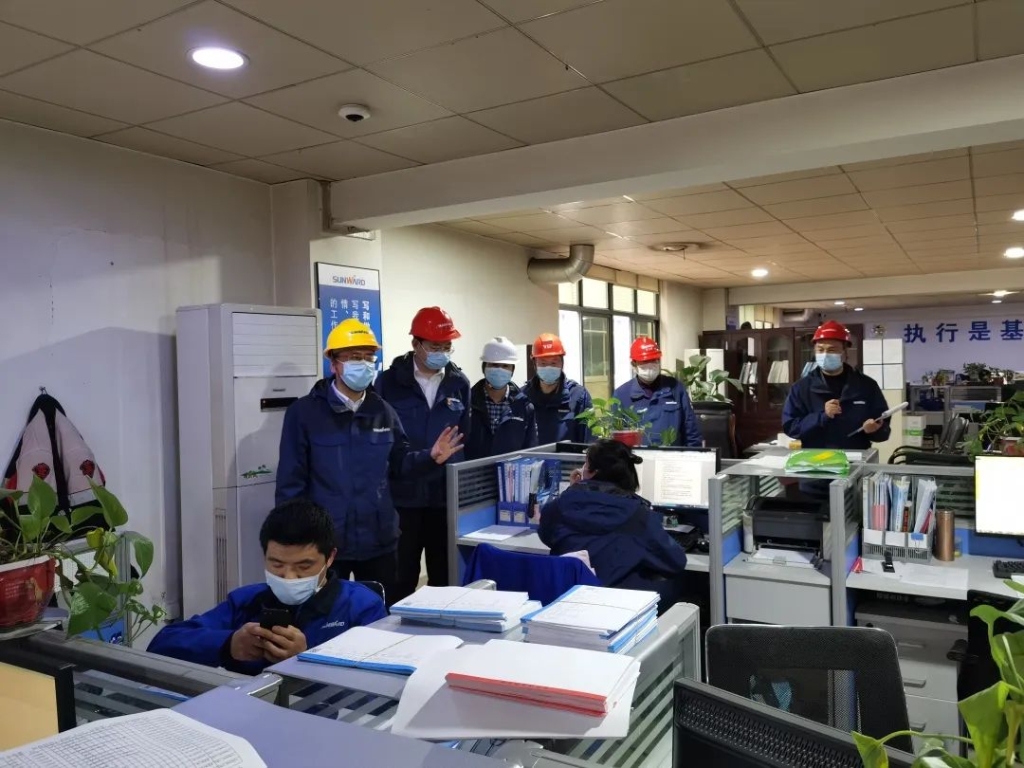 疫情未过，，，，，，，，岂可松懈？？？？？？？？总司理带队检查防疫事情