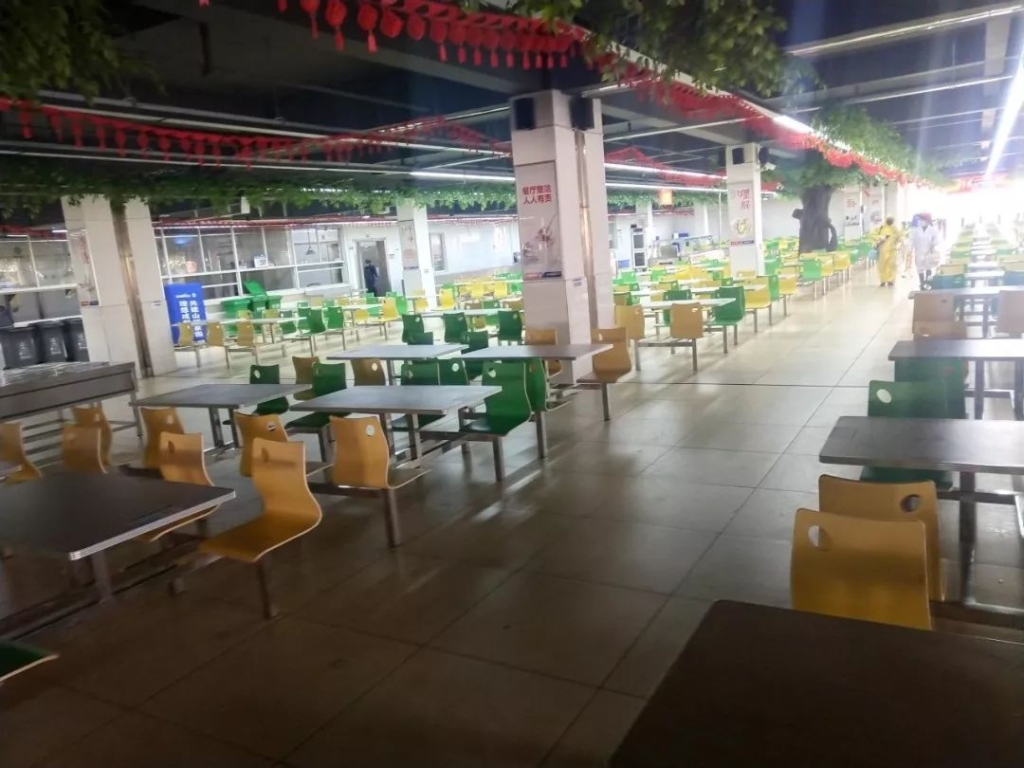 抗疫情，，，，，，，，yp街机智能党委勇继续