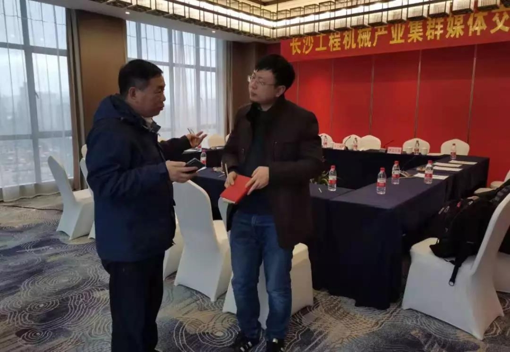 yp街机智能四项目签约长沙先进制造业集群竞赛项目