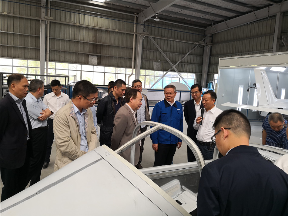 广州市国资委副主任张道泉率队考察yp街机智能