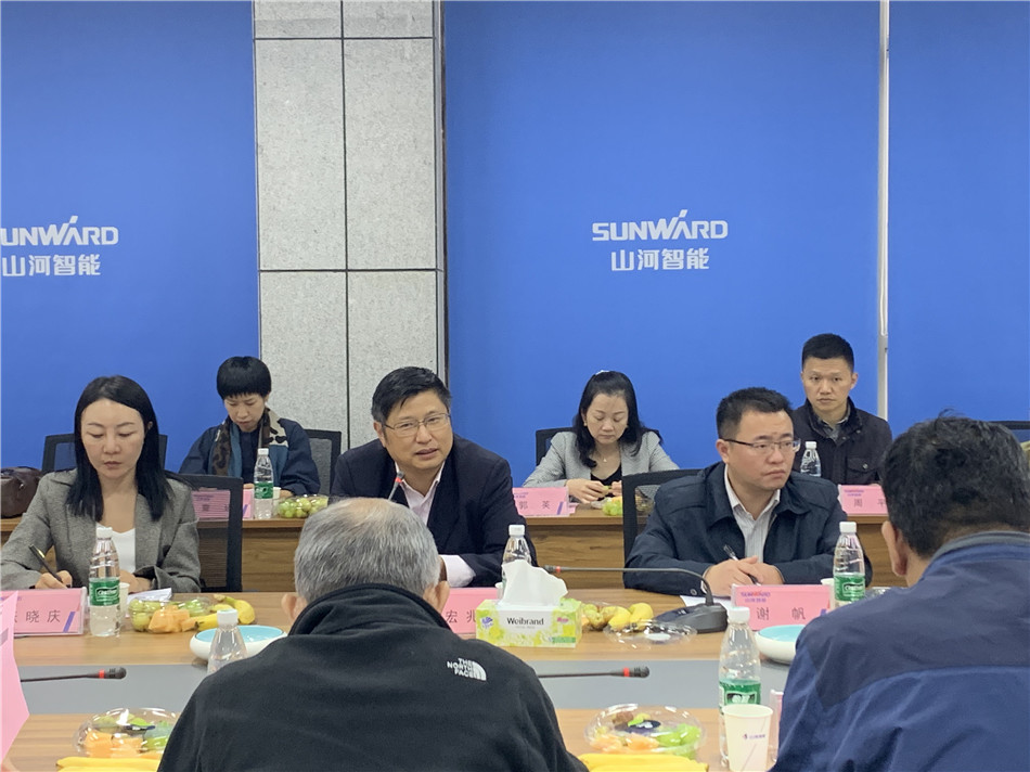 长沙市总工会党组书记周宏兆一行莅临yp街机智能考察调研