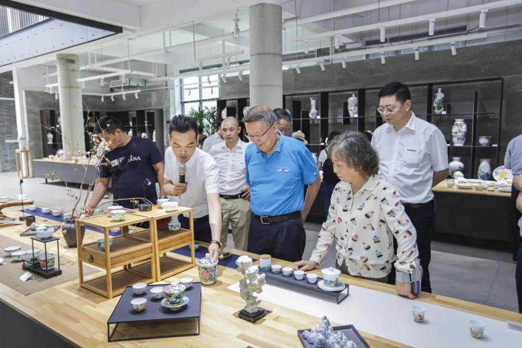 追寻红色影象，，，，，，，，探密国学之旅