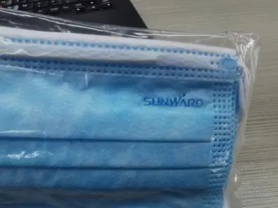 yp街机智能首批2万个口罩援助外洋