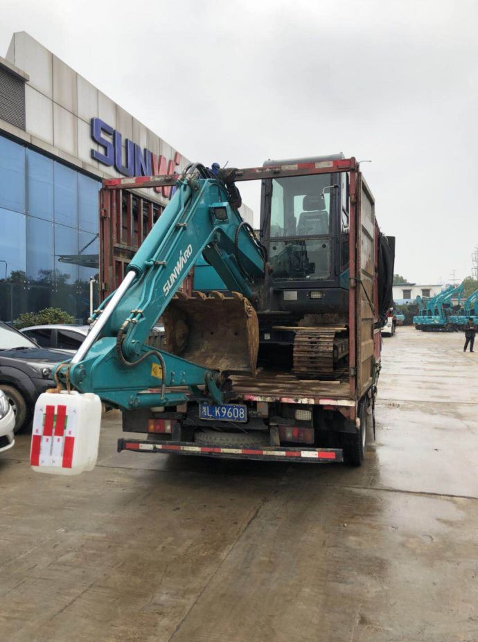 “直播看车”护航竞拍，，，，，yp街机二手机成交价逆势增溢20%