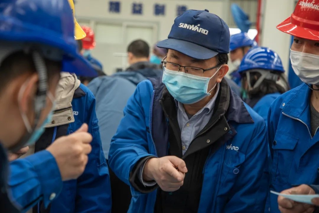 yp街机智能首台口罩机交付客户