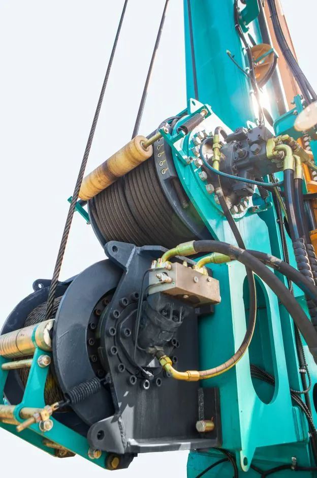 入岩家族添新丁，，，，，，，，SWDM400旋挖钻机批量上市