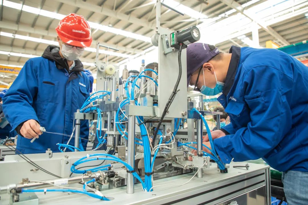 yp街机智能首批2万个口罩援助外洋