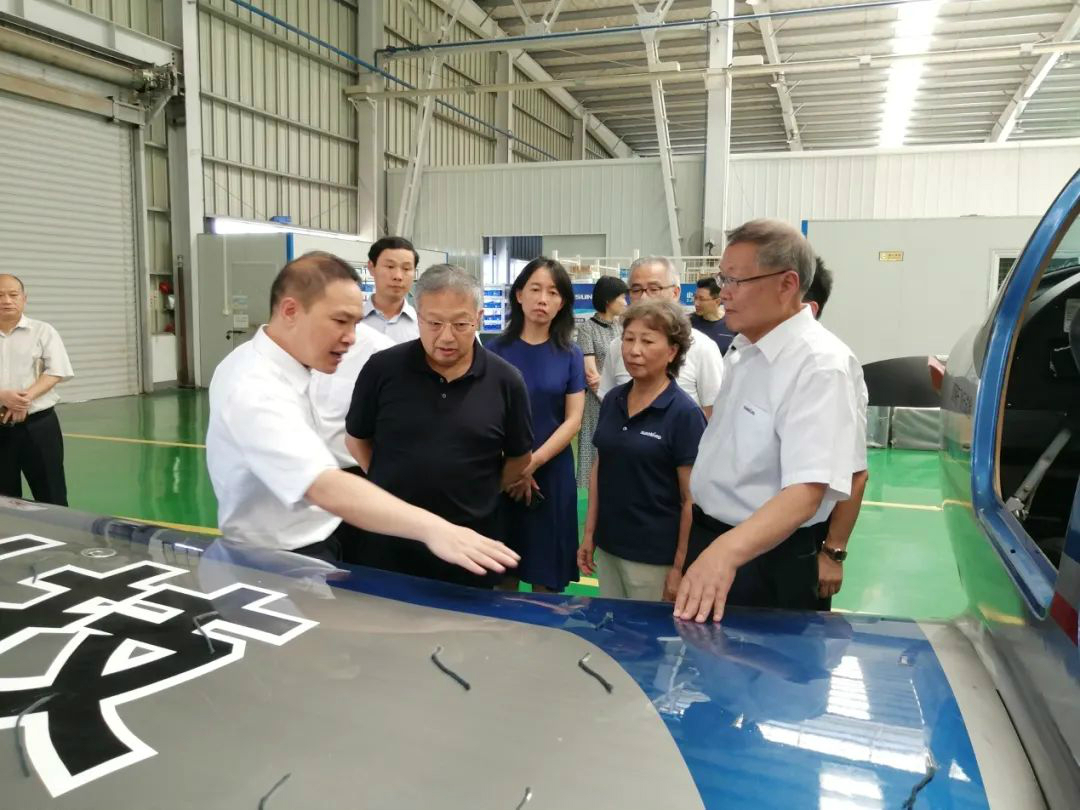 省人大常委会党组副书记、副主任王柯敏调研yp街机智能