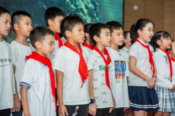 精准效劳共建家园，，，，，，解决刚需心怀感恩——yp街机智能首期职工子女暑期托管班圆满结班