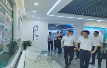 相助共赢 yp街机智能5G时代快速到来 湖南联通党委书记、总司理谭明到访yp街机智能