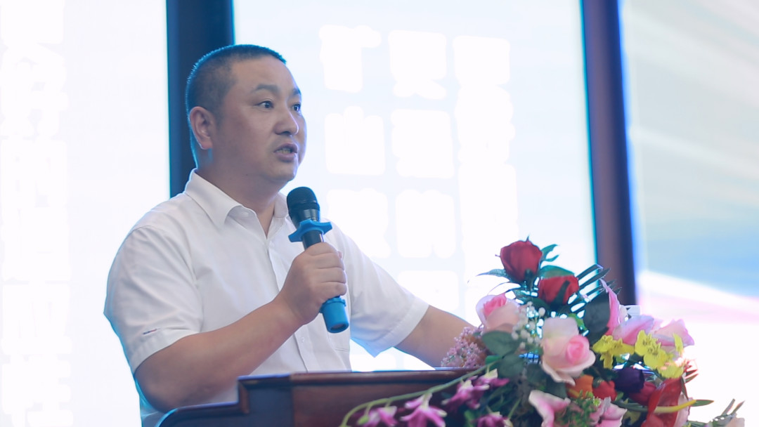 向挖掘机万台俱乐部迈进——yp街机智能2020年度挖掘机营销训练营开营