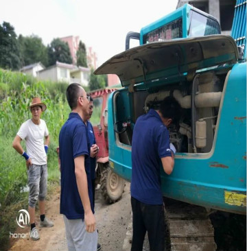 感恩相伴 关爱相随——yp街机智能效劳万里行走进豫鲁黔