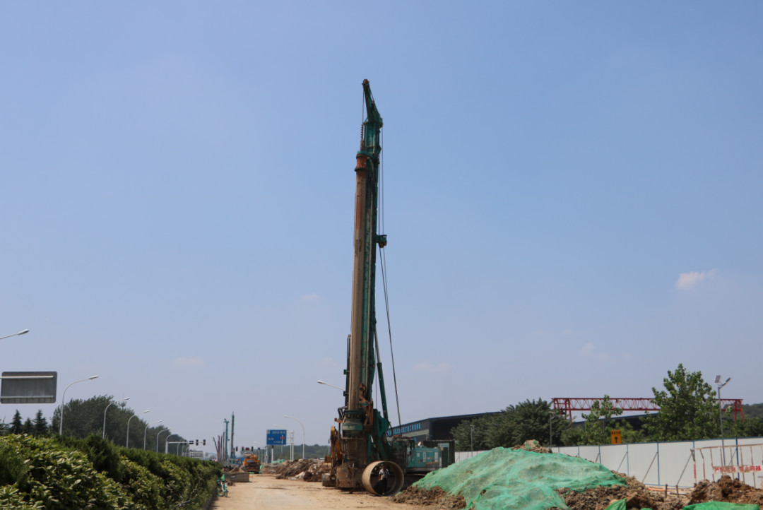 强悍体现赢青睐！yp街机智能360H旋挖钻助力南京312国道改扩建