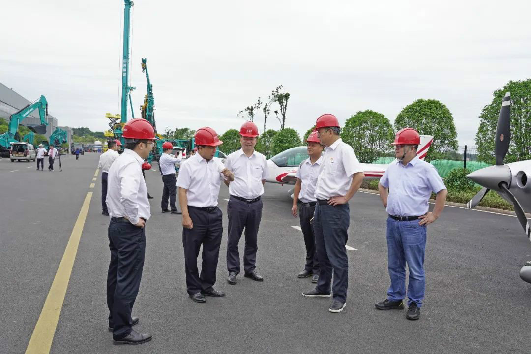 中铁装备赵华总司理莅临yp街机智能交流