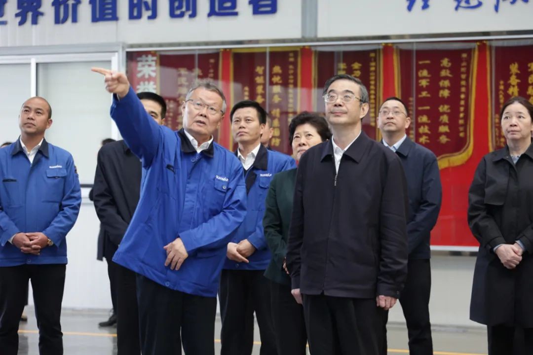 周强调研yp街机智能：增强知识产权；；；；；；；； 效劳立异驱动生长