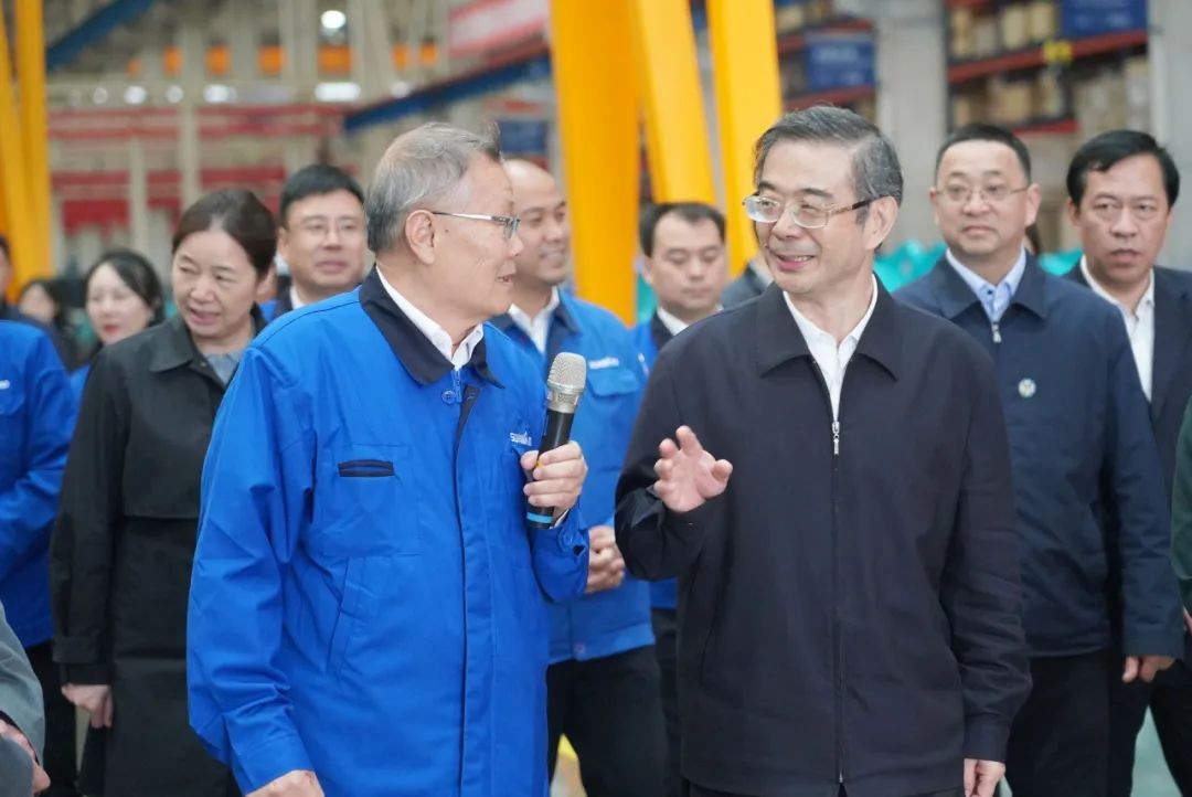 周强调研yp街机智能：增强知识产权；；；；；；；； 效劳立异驱动生长