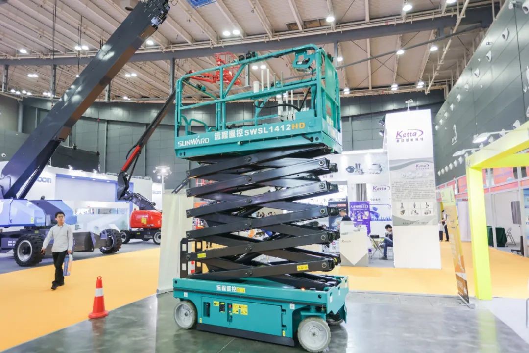 未来可期！yp街机智能高空作业装备抢占制“高”点