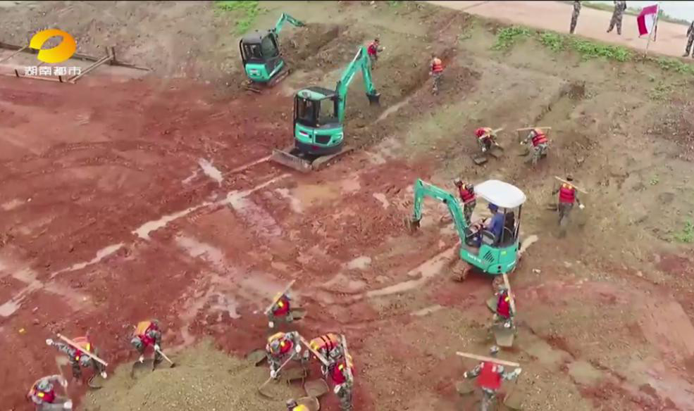 yp街机智能装备“抗洪抢险”扬威名