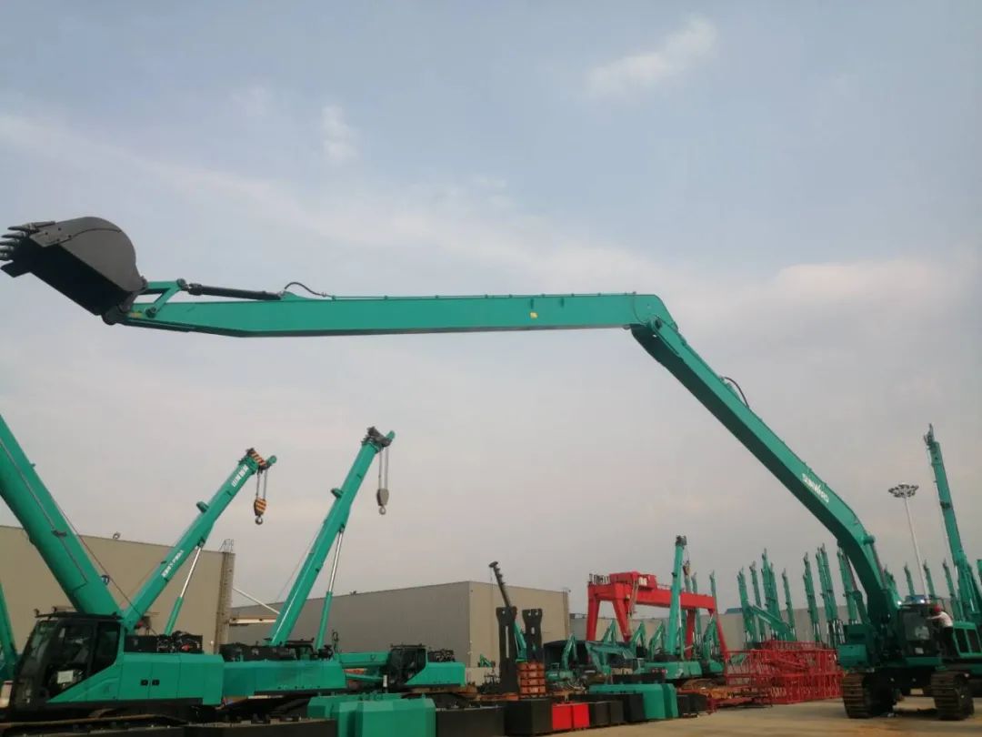 挖深全球第一！yp街机智能加长臂液压挖掘机SWE950ELR出口南美