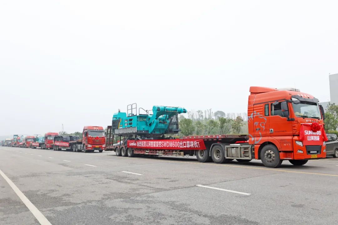 yp街机智能最大旋挖钻机出口菲律宾，，，，，开启拓展外洋市场新篇章