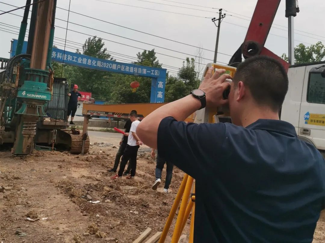 知心折务路，，，关爱湘楚行！2021年yp街机智能全球效劳万里在湖南