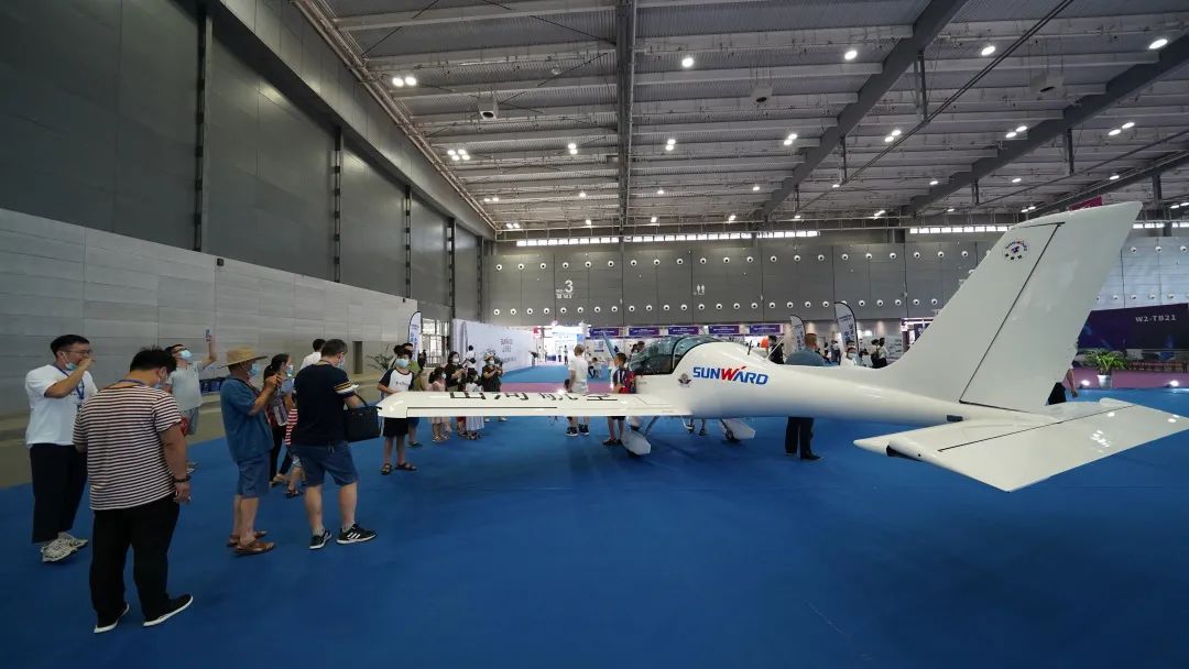 明星产品受追捧，，，yp街机航空携多款产品精彩亮相2021年湖南航展