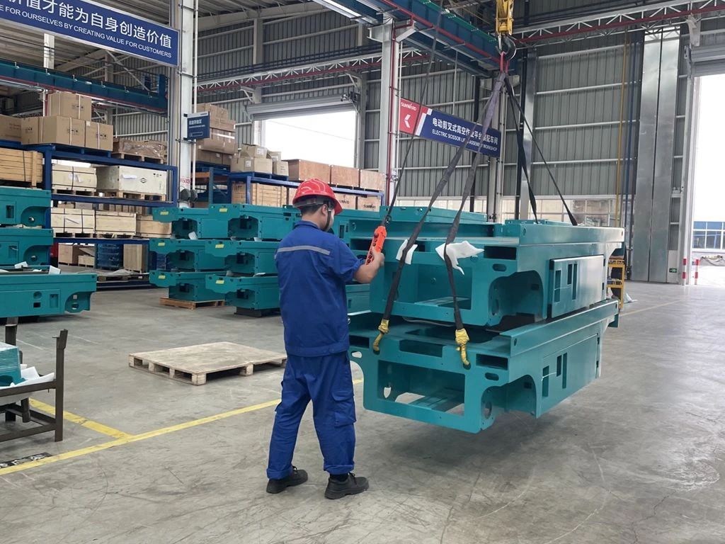 yp街机智能“蓝精灵”们在通俗岗位的坚守与贡献