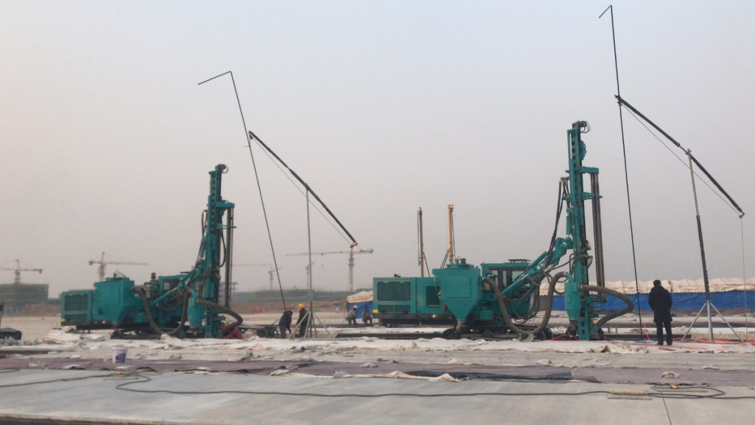 北京大兴机场，，，，，，，yp街机智能凿岩装备曾助力新手艺落地 | 百年风华筑漂亮yp街机（2）